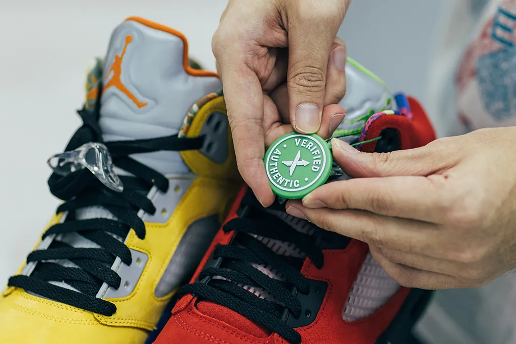 stockx-verified-tag